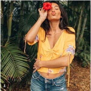 Free people yellow floral crop top blouse Small